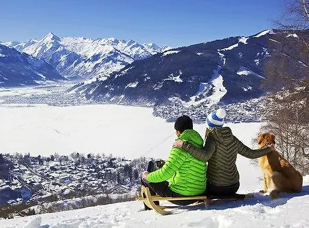 Max Summercard Included Bed & Breakfast Zell am See